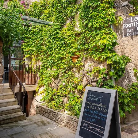 Hotel Restaurant Les Remparts فيناسك المظهر الخارجي الصورة
