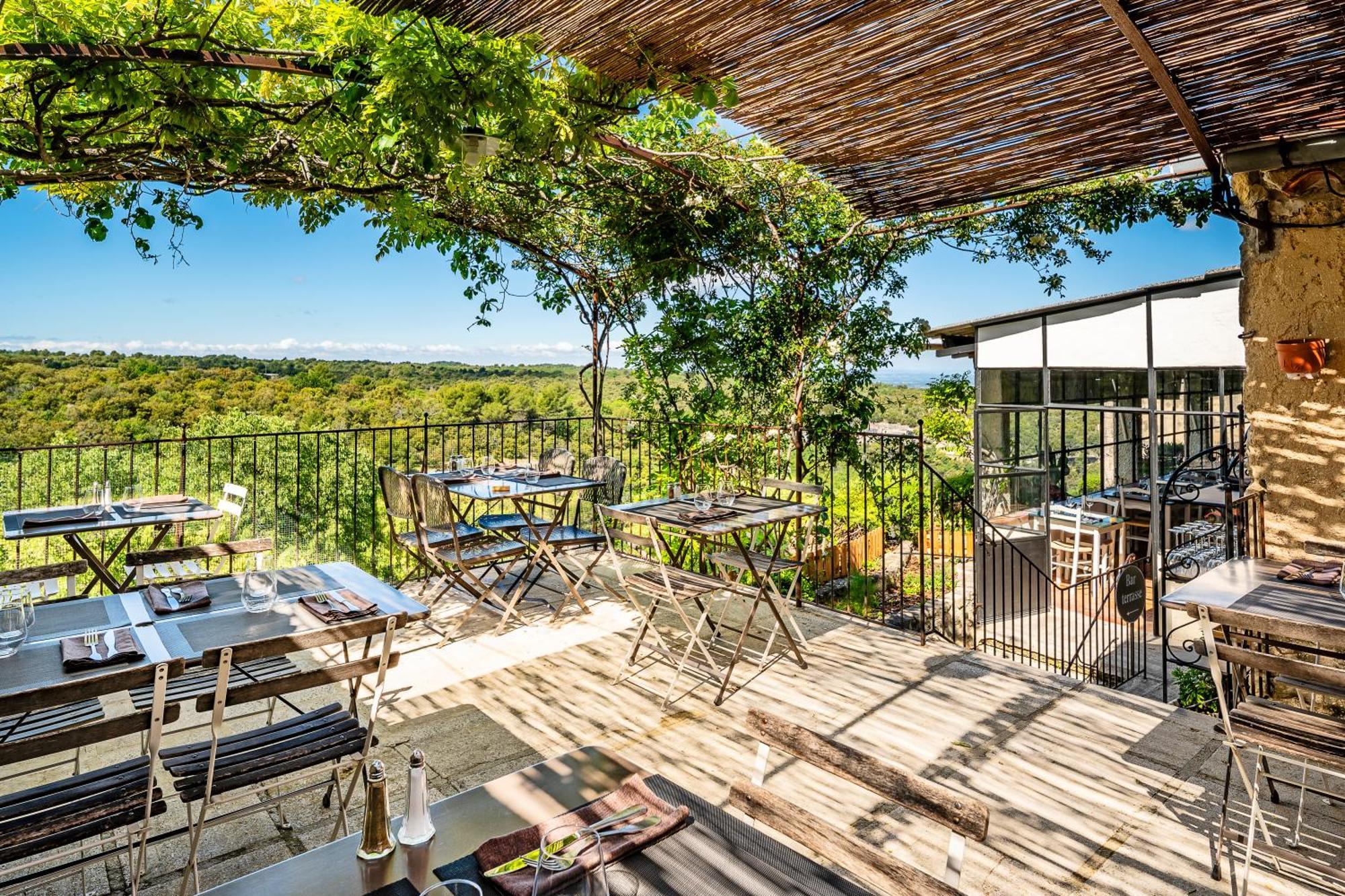 Hotel Restaurant Les Remparts فيناسك المظهر الخارجي الصورة