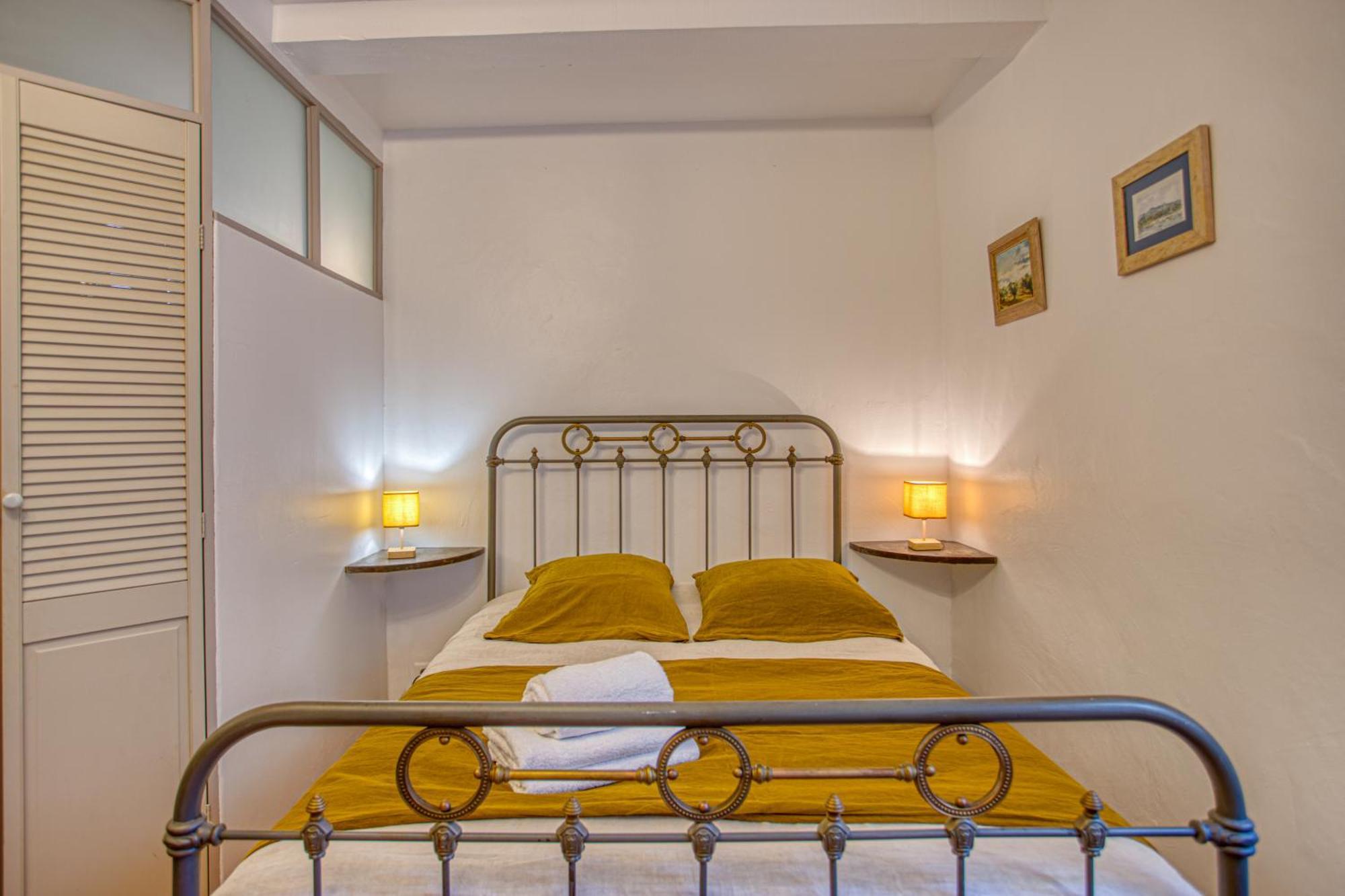 Hotel Restaurant Les Remparts فيناسك المظهر الخارجي الصورة